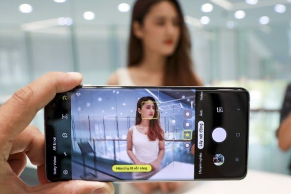 galaxy-s10-8gb512gb-moi-100-fullbox-ban-my-chip-snapdragon-855-5.jpg galaxy-s10-8gb512gb-moi-100-fullbox-ban-my-chip-snapdragon-855-5.jpg