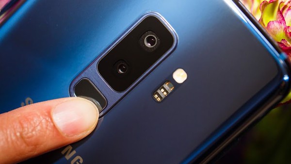 galaxy-s9-plus-128gb-2-sim-moi-100-fullbox-hongkong-snapdragon-845-8.jpg galaxy-s9-plus-128gb-2-sim-moi-100-fullbox-hongkong-snapdragon-845-8.jpg
