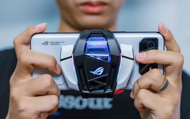 rog6-4.jpg